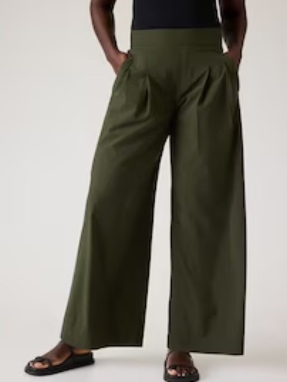 Athleta Brooklyn Mid Rise Wide Leg Pant, Olive Green - Size 8